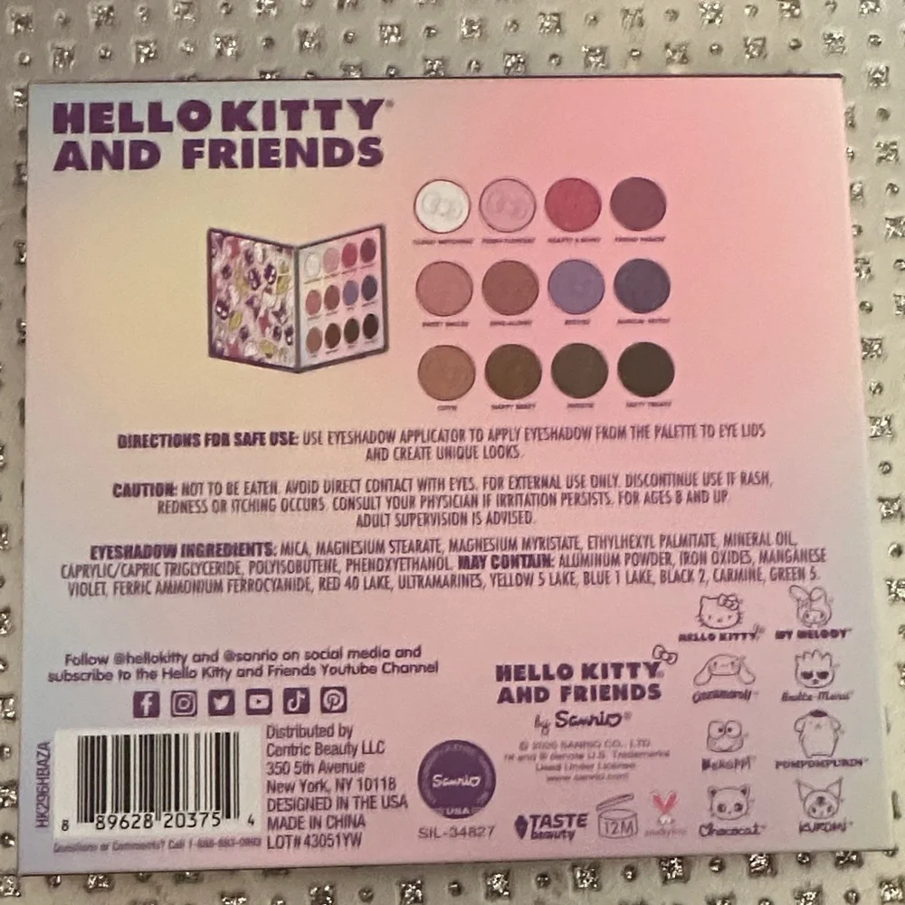 Sanrio Hello Kitty and Friends Eyeshadow Palette - Rainbow Colors - Picture 4 of 4
